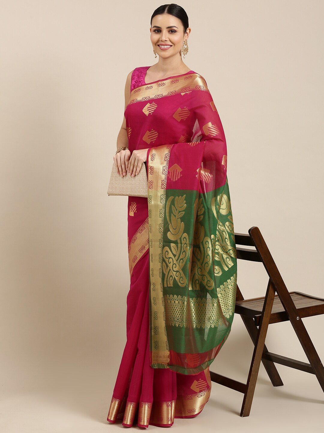 The Chennai Silks Magenta & Green Woven Design Zari Silk Cotton Fusion Maheshwari Saree
The Chennai Silks Magenta & Green Woven Design Zari Silk Cotton Fusion Maheshwari Saree