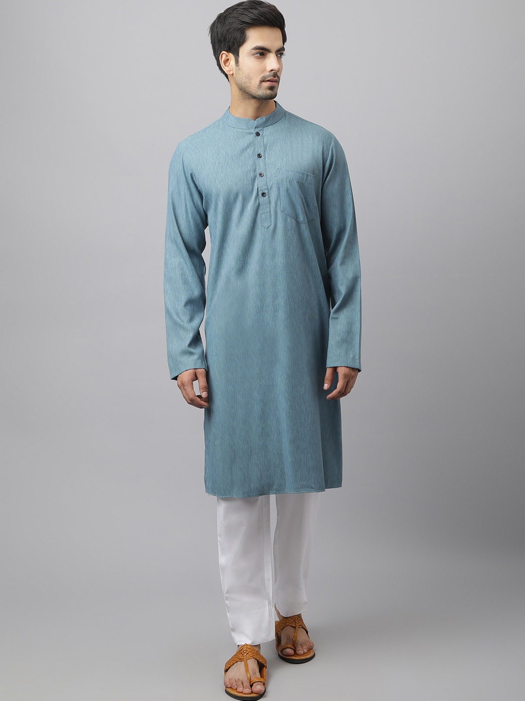 Waahiba Men Blue Thread Work Kurta