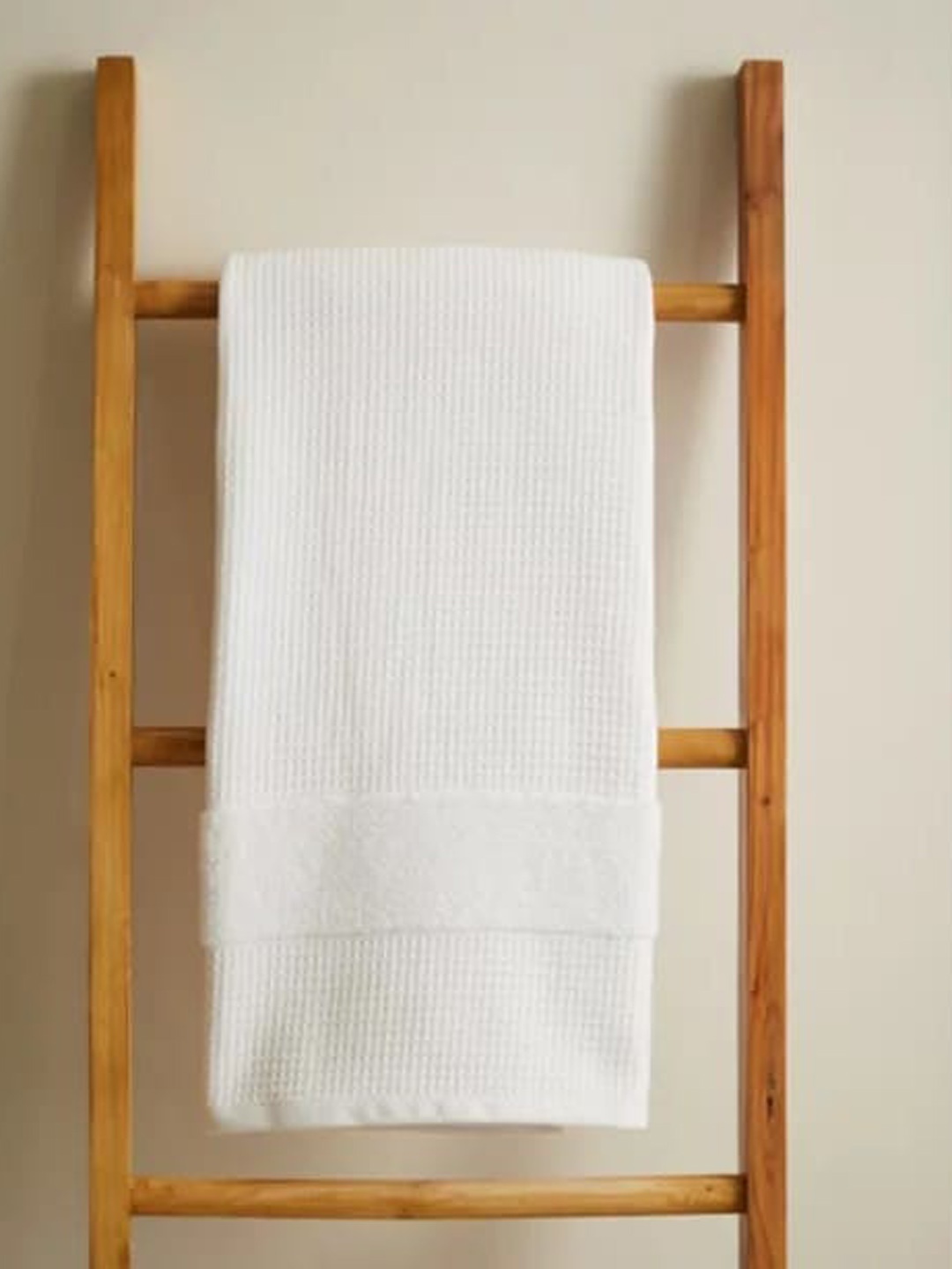 Marks & Spencer White 600 GSM Pure Cotton Bath Towels