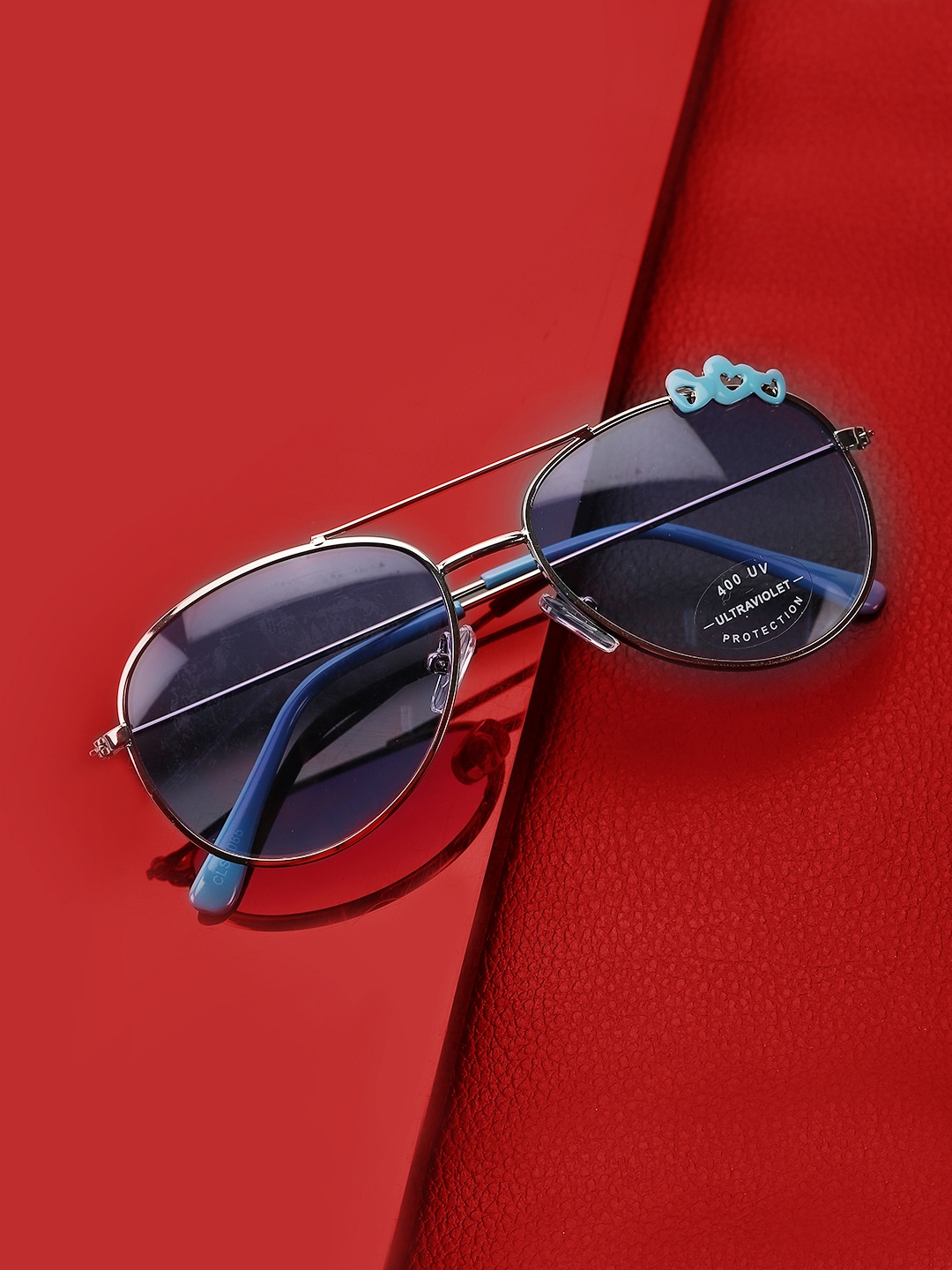 Carlton London Girls Purple Lens & Silver-Toned Aviator Sunglasses with UV Protected Lens
Carlton London Girls Purple Lens & Silver-Toned Aviator Sunglasses with UV Protected Lens