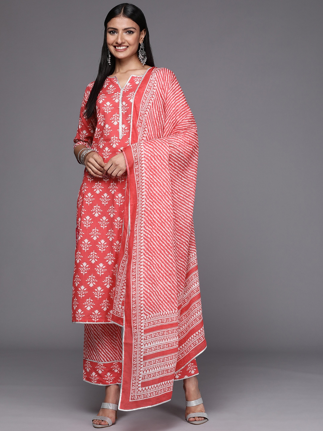 Libas Women Coral Orange Floral Printed Pure Cotton Kurta with Trousers & With Dupatta
Libas Women Coral Orange Floral Printed Pure Cotton Kurta with Trousers & With Dupatta