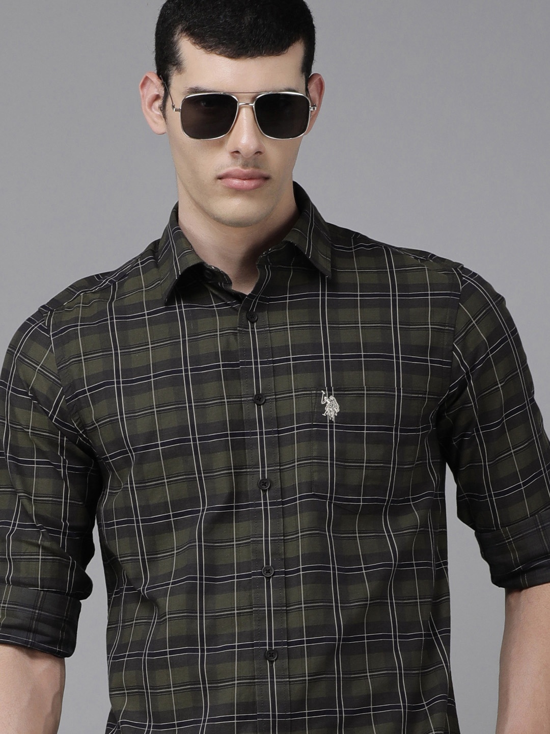 U S Polo Assn Men Olive Green & Navy Blue Tailored Fit Tartan Checked Cotton Casual Shirt
U S Polo Assn Men Olive Green & Navy Blue Tailored Fit Tartan Checked Cotton Casual Shirt