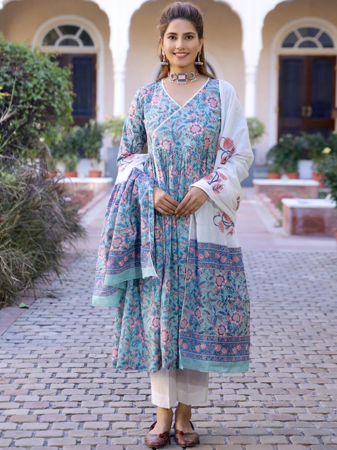 Baisacrafts Women Turquoise Blue Hand Block Printed Cotton Kurta Trouser With Dupatta
Baisacrafts Women Turquoise Blue Hand Block Printed Cotton Kurta Trouser With Dupatta