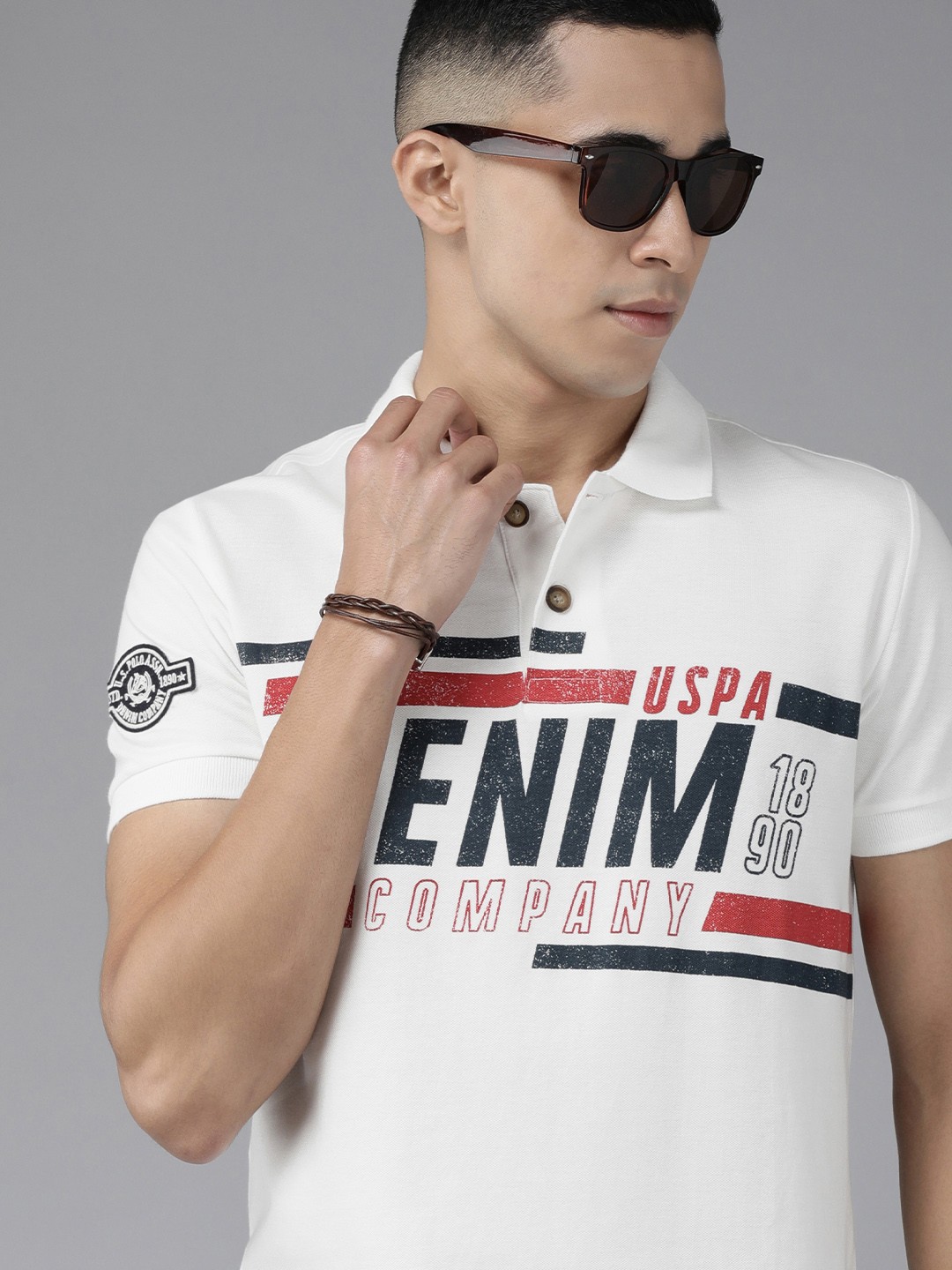 U S Polo Assn Denim Co Men White & Navy Blue Brand Logo Printed Pure Cotton Polo T-shirt
U S Polo Assn Denim Co Men White & Navy Blue Brand Logo Printed Pure Cotton Polo T-shirt
