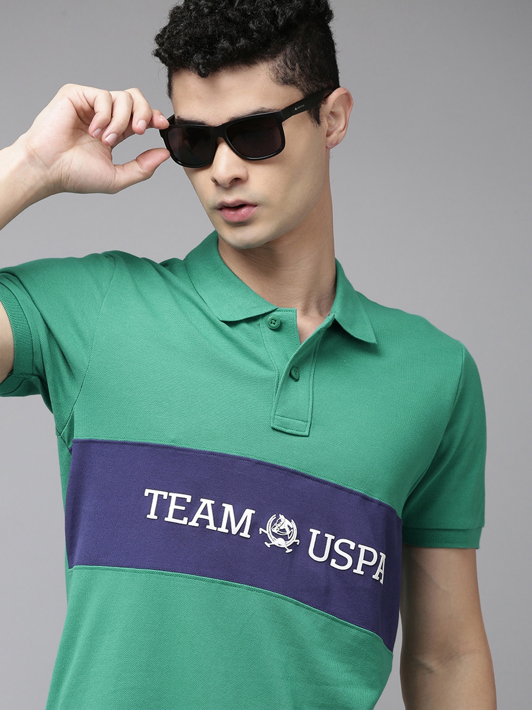 U.S. Polo Assn. Men Green & Navy Blue Brand Logo Printed Pure Cotton Slim Fit T-shirt
U.S. Polo Assn. Men Green & Navy Blue Brand Logo Printed Pure Cotton Slim Fit T-shirt