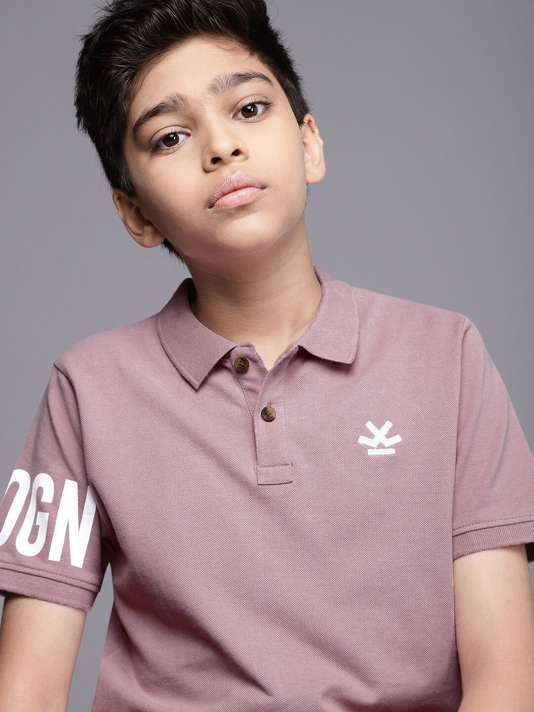 WROGN YOUTH Boys Mauve Pink Brand Logo Placement Print Pure Cotton Slim Fit Polo T-shirt
WROGN YOUTH Boys Mauve Pink Brand Logo Placement Print Pure Cotton Slim Fit Polo T-shirt