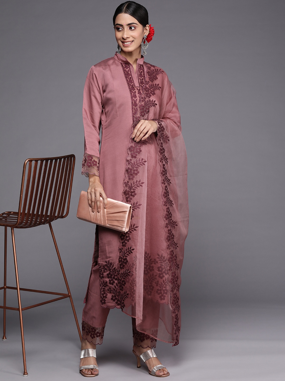 Indo Era Women Burgundy Embroidered Thread Work Kurta with Trousers & With Dupatta
Indo Era Women Burgundy Embroidered Thread Work Kurta with Trousers & With Dupatta