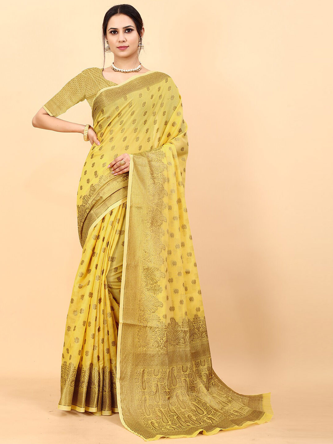 Lookslady Yellow & Gold-Toned Ethnic Motifs Zari Silk Cotton Kanjeevaram Saree
Lookslady Yellow & Gold-Toned Ethnic Motifs Zari Silk Cotton Kanjeevaram Saree