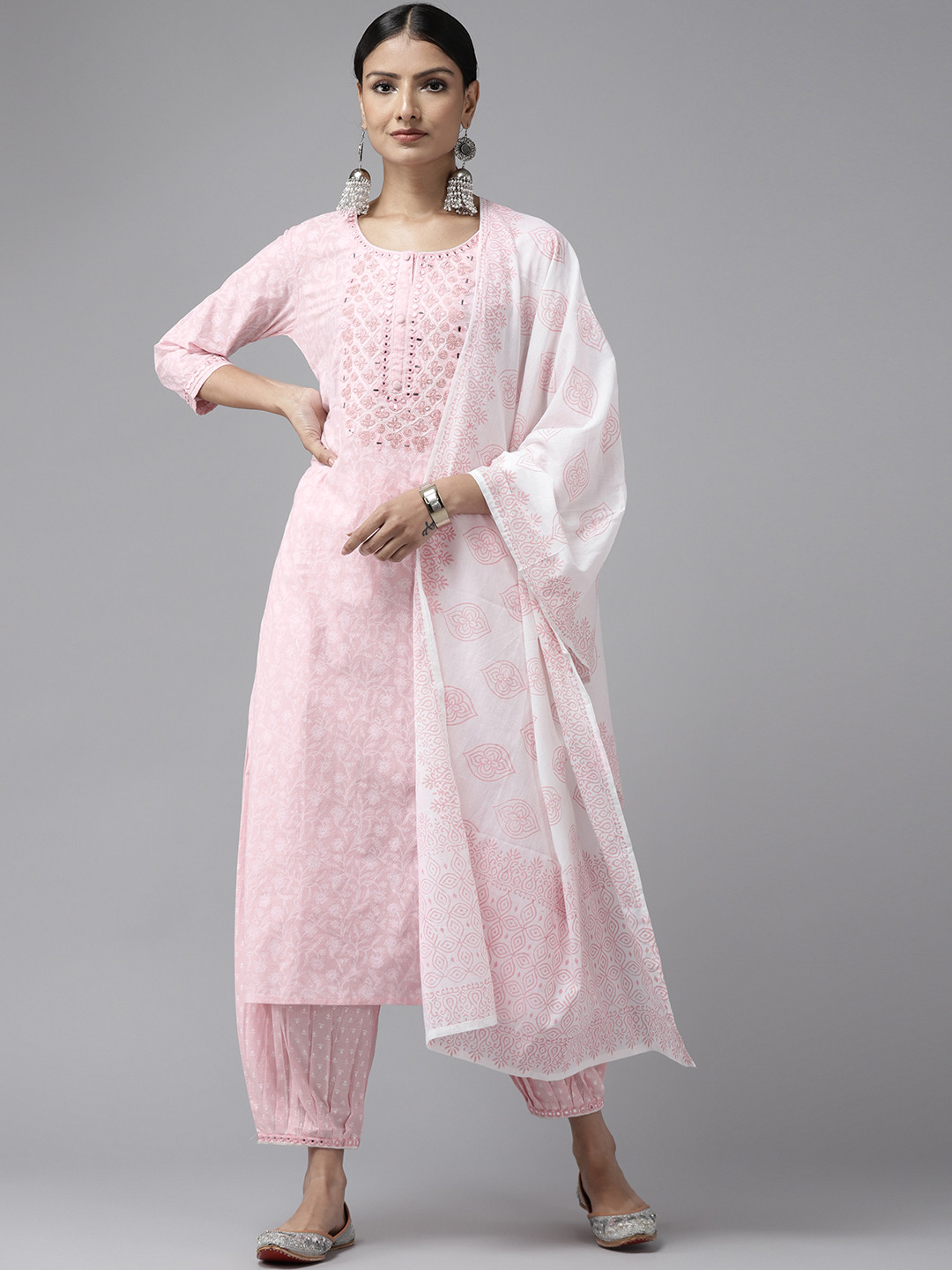 Prakrti Women Pink Ethnic Motifs Printed Pure Cotton Kurta with Salwar & With Dupatta
Prakrti Women Pink Ethnic Motifs Printed Pure Cotton Kurta with Salwar & With Dupatta