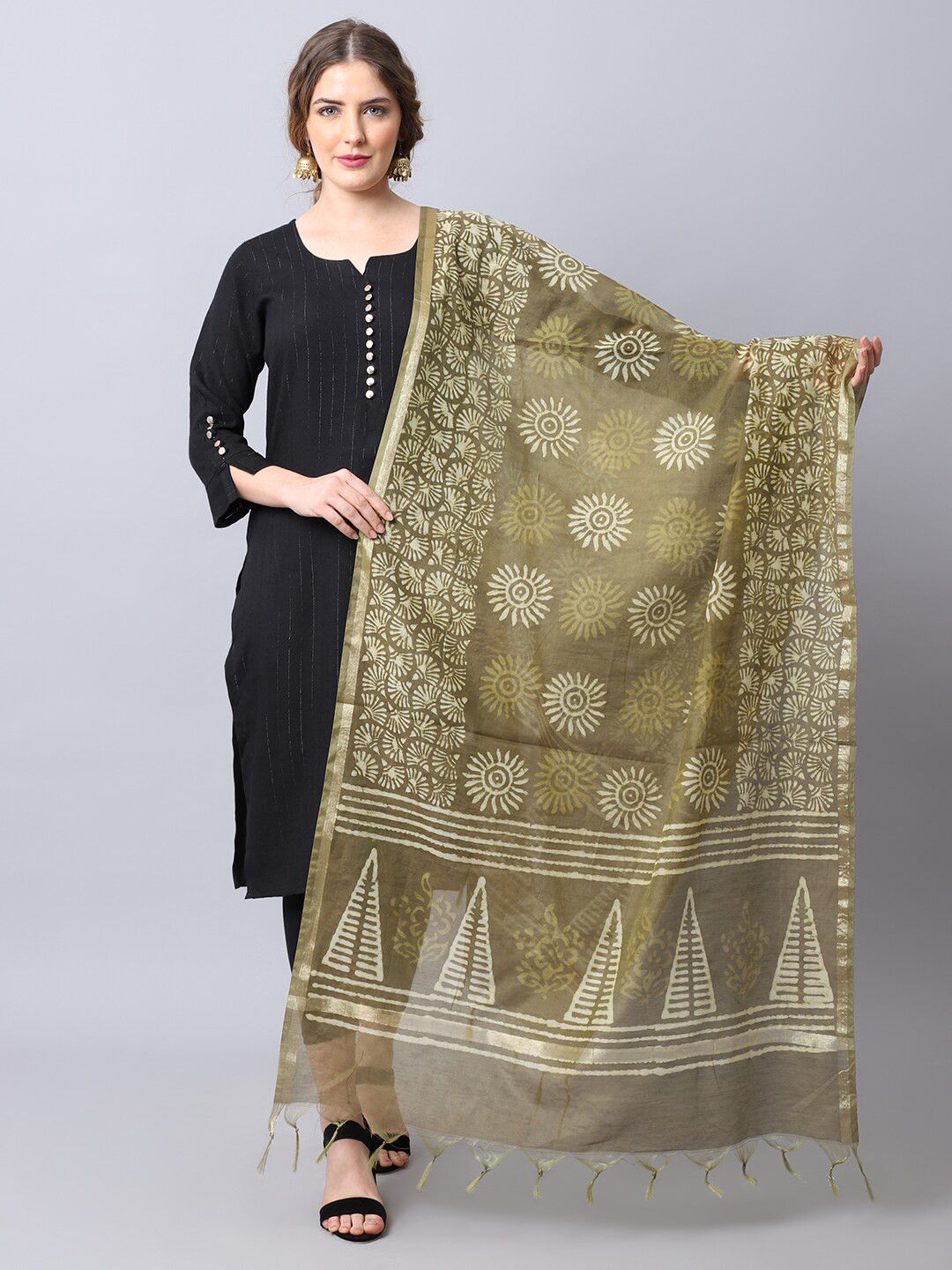 LOOM LEGACY Green & Beige Ethnic Motifs Woven Design Cotton Silk Dupatta with Zari
LOOM LEGACY Green & Beige Ethnic Motifs Woven Design Cotton Silk Dupatta with Zari