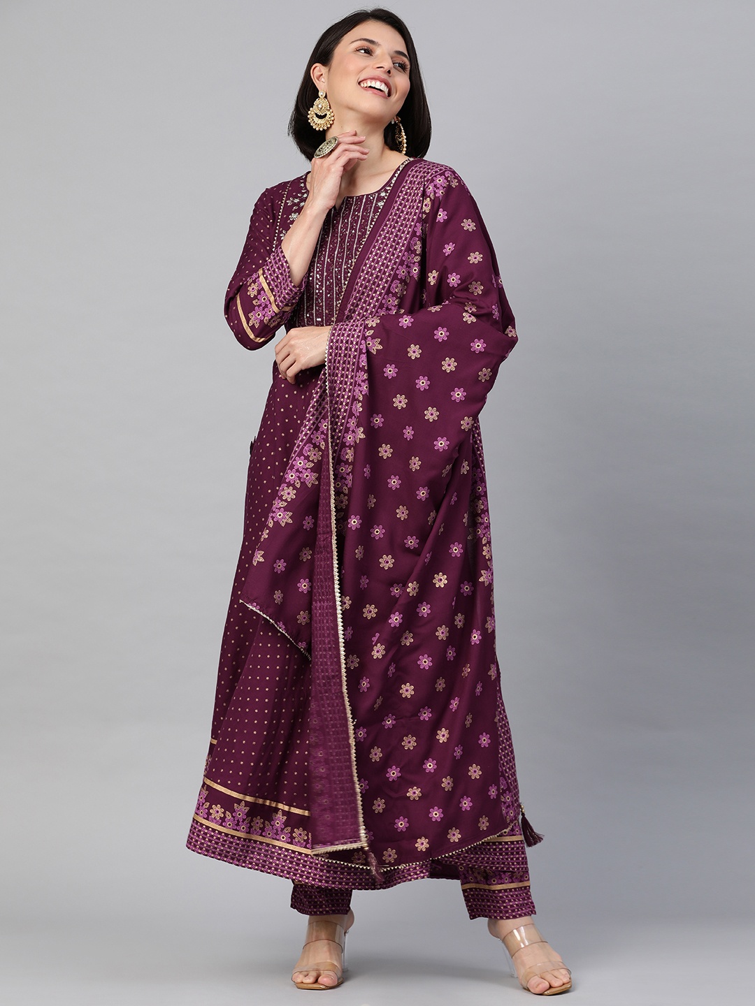 Rani Saahiba Women Burgundy Ethnic Motifs Embroidered Sequinned Kurta with Trousers & With Dupatta
Rani Saahiba Women Burgundy Ethnic Motifs Embroidered Sequinned Kurta with Trousers & With Dupatta