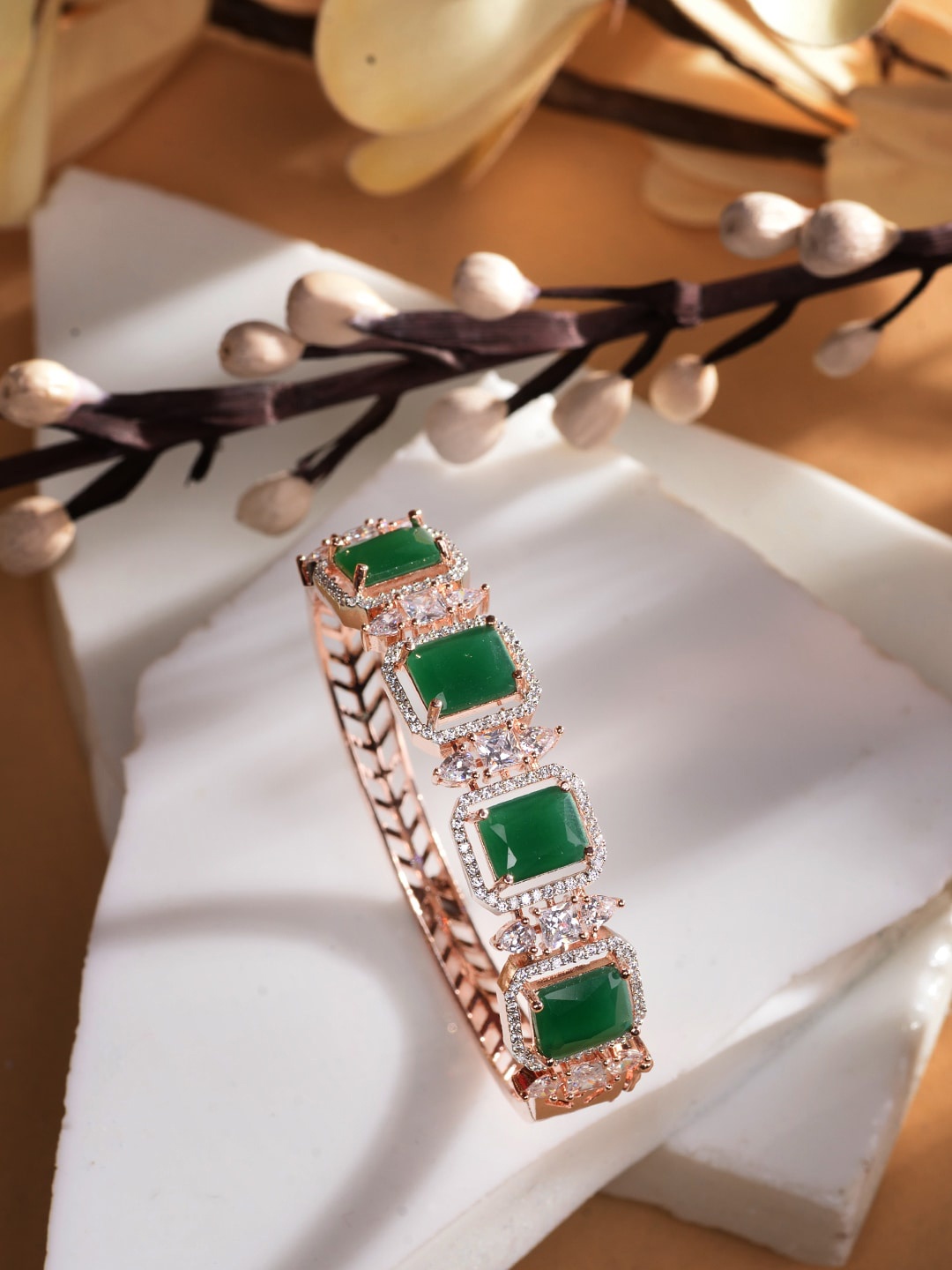 Saraf RS Jewellery Women Gold-Toned & Green Brass American Diamond Handcrafted Rose Gold-Plated Bangle-Style Bracelet
Saraf RS Jewellery Women Gold-Toned & Green Brass American Diamond Handcrafted Rose Gold-Plated Bangle-Style Bracelet