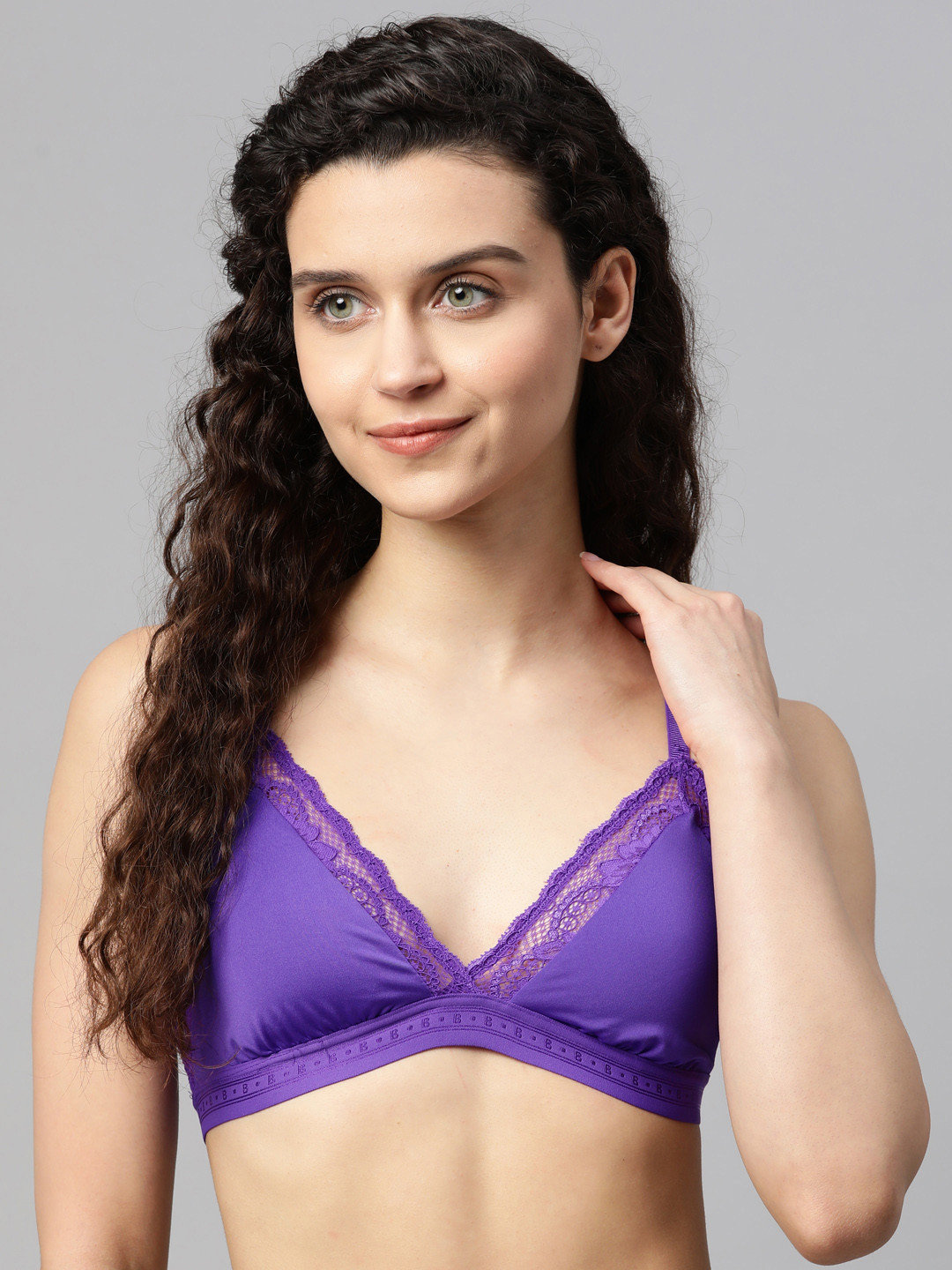 Marks & Spencer B BY BOUTIQUE Violet Lace Removable Padded Bra 
Marks & Spencer B BY BOUTIQUE Violet Lace Removable Padded Bra