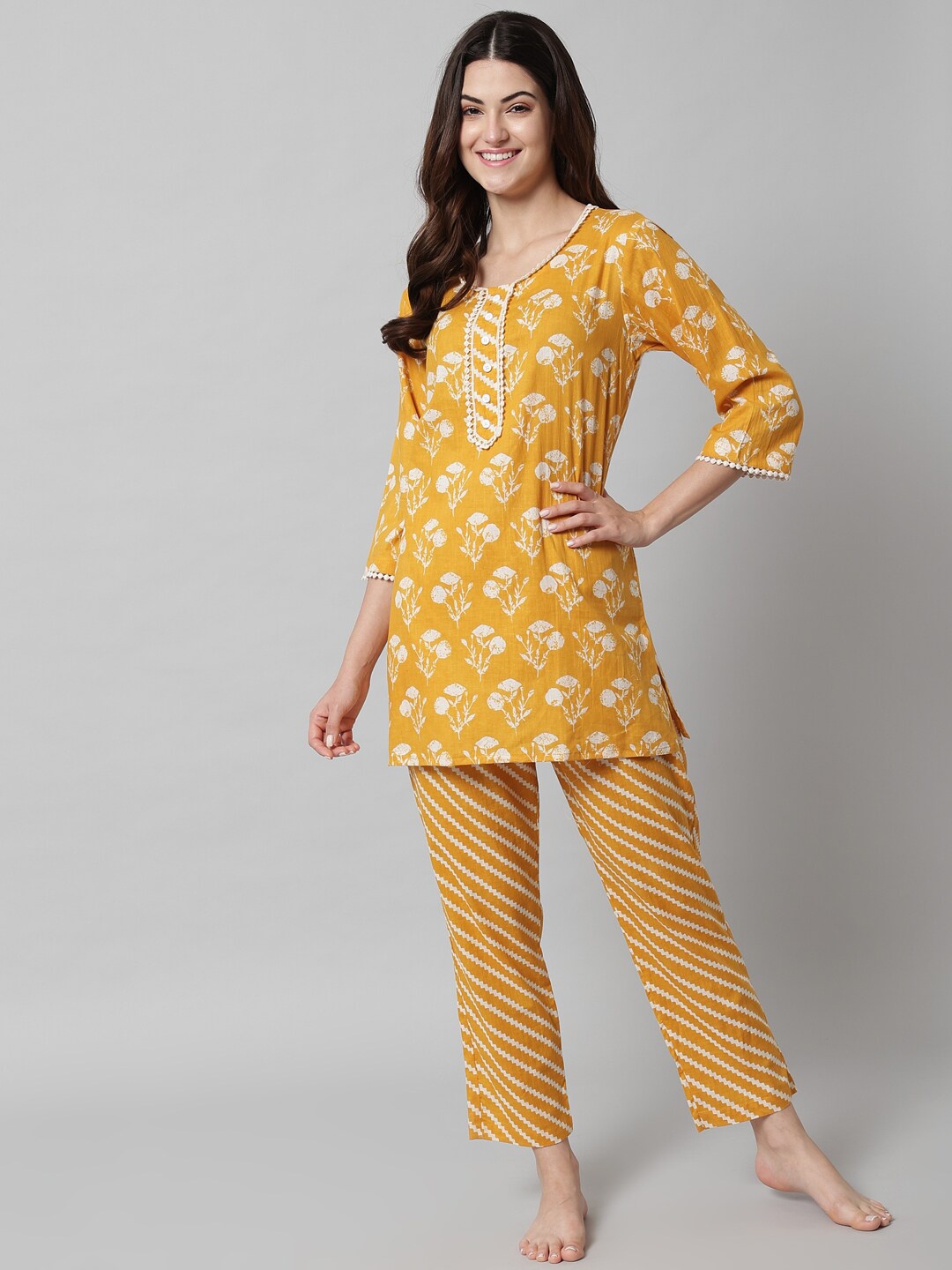 SEPHANI Mustard Printed Nightdress