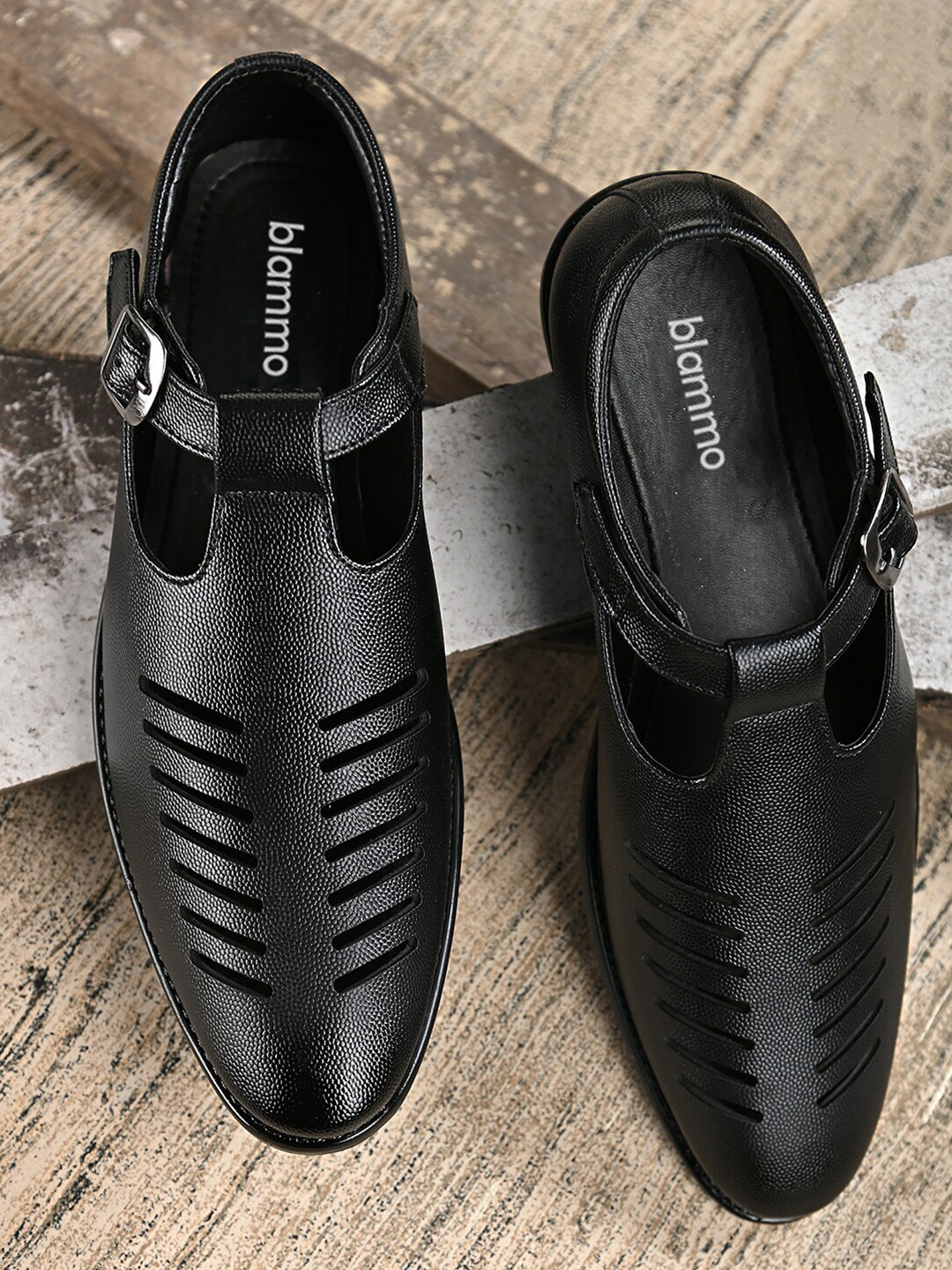 Blammo Men Black Shoe-Style Sandals 
Blammo Men Black Shoe-Style Sandals