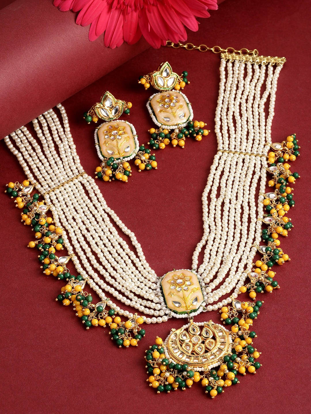 DUGRISTYLE Gold-Plated Gold Toned Green Kundan Studded & Pearl Beaded Meenakari Jewellery Set
DUGRISTYLE Gold-Plated Gold Toned Green Kundan Studded & Pearl Beaded Meenakari Jewellery Set