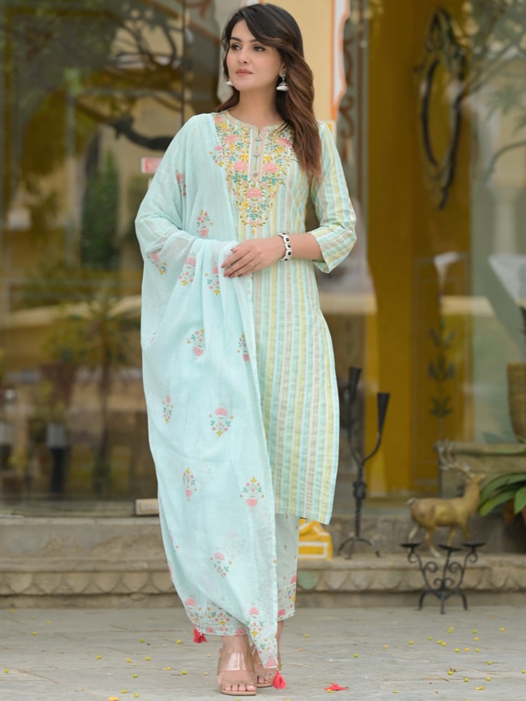 Meeranshi Women Sea Green Ethnic Motifs Embroidered Zardozi Pure Cotton Kurta with Salwar & With Dupatta
Meeranshi Women Sea Green Ethnic Motifs Embroidered Zardozi Pure Cotton Kurta with Salwar & With Dupatta