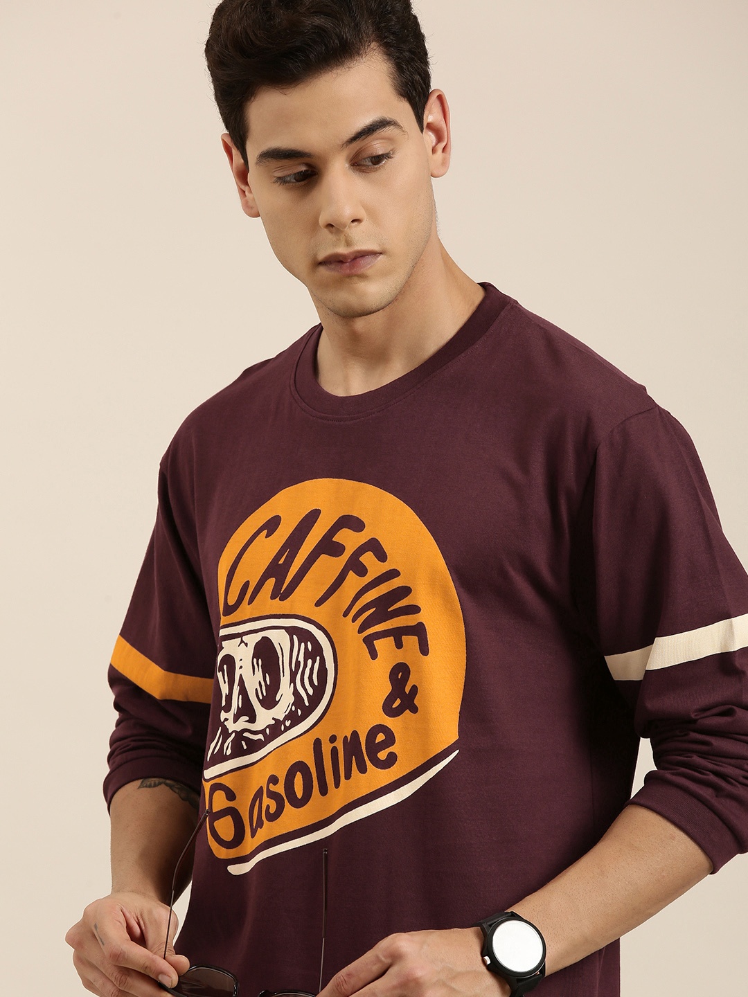 Difference of Opinion Men Burgundy & Coral Orange Printed Cotton Loose Longline T-shirt
Difference of Opinion Men Burgundy & Coral Orange Printed Cotton Loose Longline T-shirt