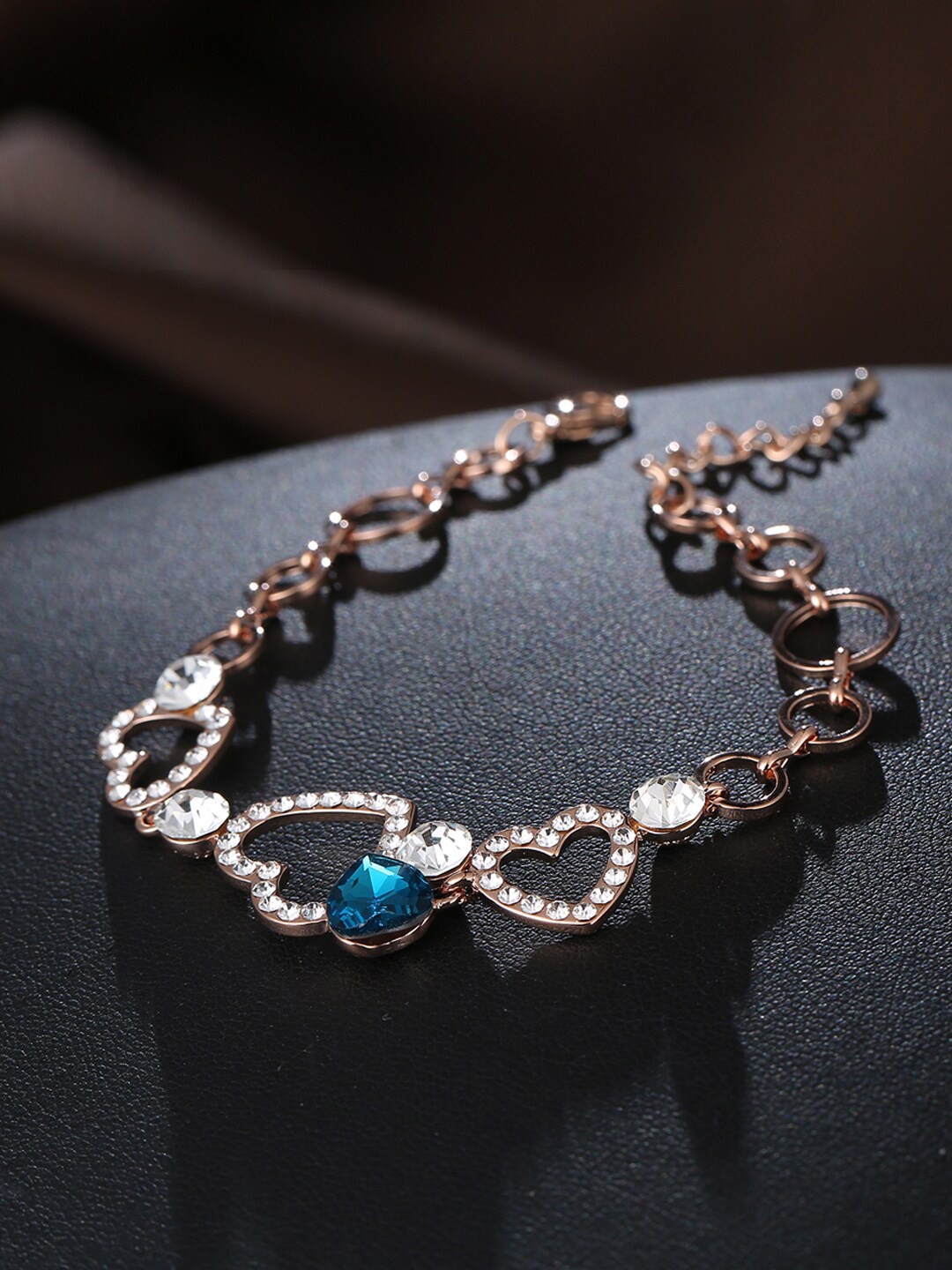 Jewels Galaxy Women Rose Gold & White American Diamond Rose Gold-Plated Wraparound Bracelet
Jewels Galaxy Women Rose Gold & White American Diamond Rose Gold-Plated Wraparound Bracelet