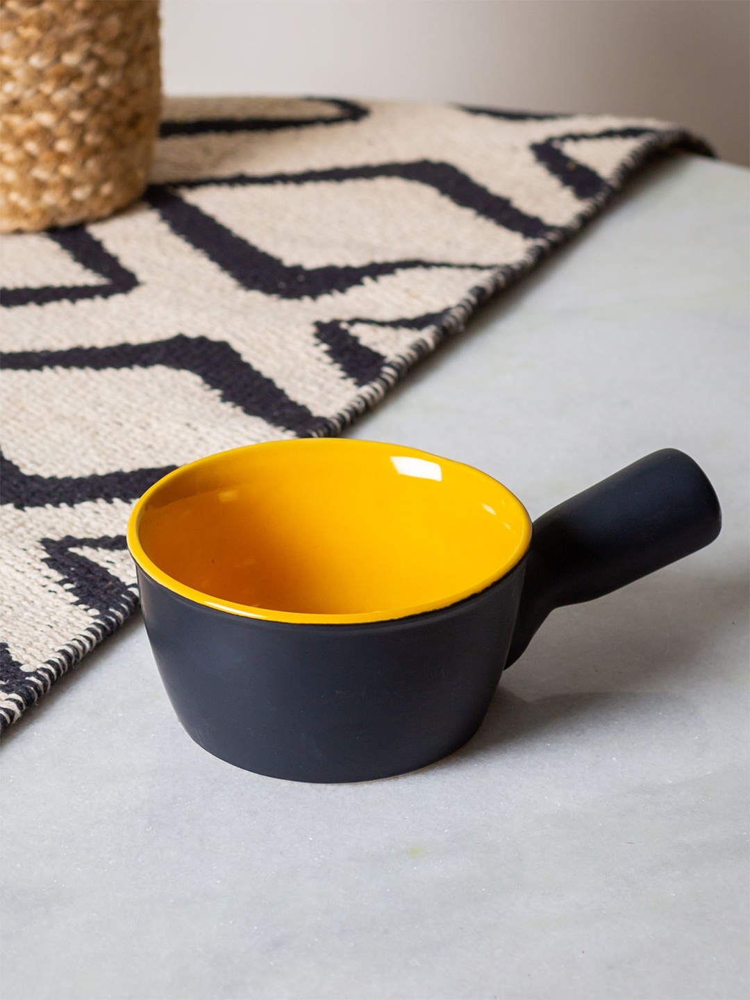 JASMEY HOMES Black & Yellow Dishwasher & Microwave Safe Ceramic Serving Bowl with Handle
JASMEY HOMES Black & Yellow Dishwasher & Microwave Safe Ceramic Serving Bowl with Handle