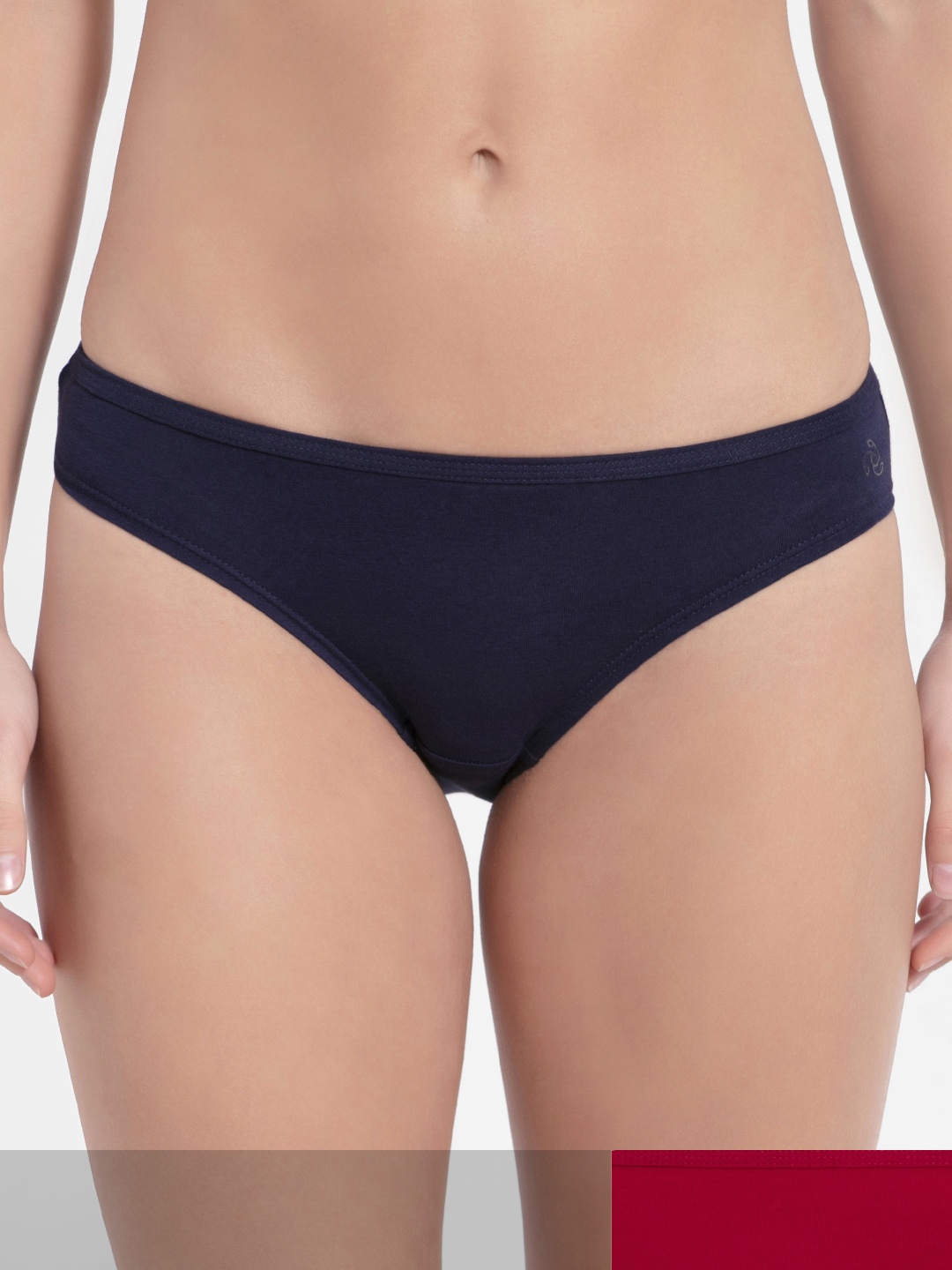 Jockey Pack of 3 Medium Coverage Super Combed Cotton StayFresh Bikini-SW01, Assorted
Jockey Pack of 3 Medium Coverage Super Combed Cotton StayFresh Bikini-SW01, Assorted
