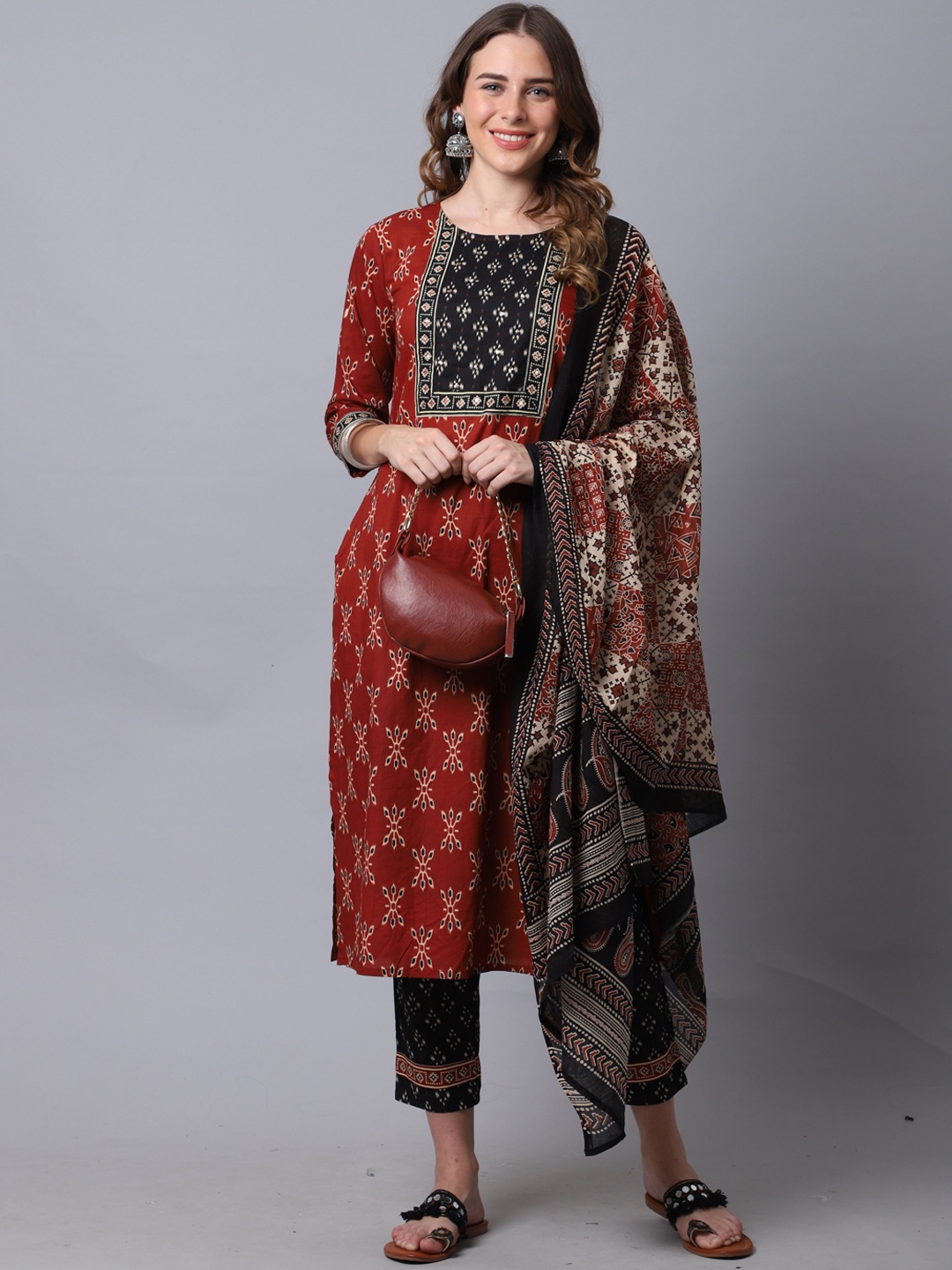 Rajnandini Women Brown Floral Printed Pure Cotton Kurta with Trousers & With Dupatta
Rajnandini Women Brown Floral Printed Pure Cotton Kurta with Trousers & With Dupatta