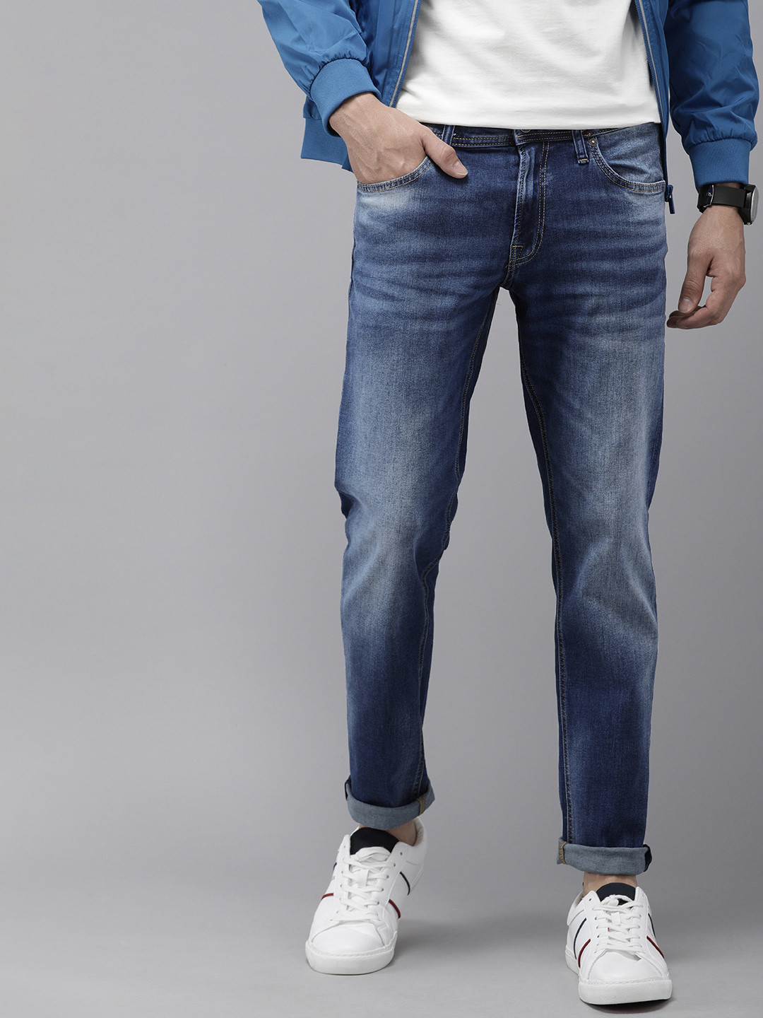 Jack & Jones Men Blue Glen Slim Fit Low-Rise Light Fade Stretchable Jeans 
Jack & Jones Men Blue Glen Slim Fit Low-Rise Light Fade Stretchable Jeans