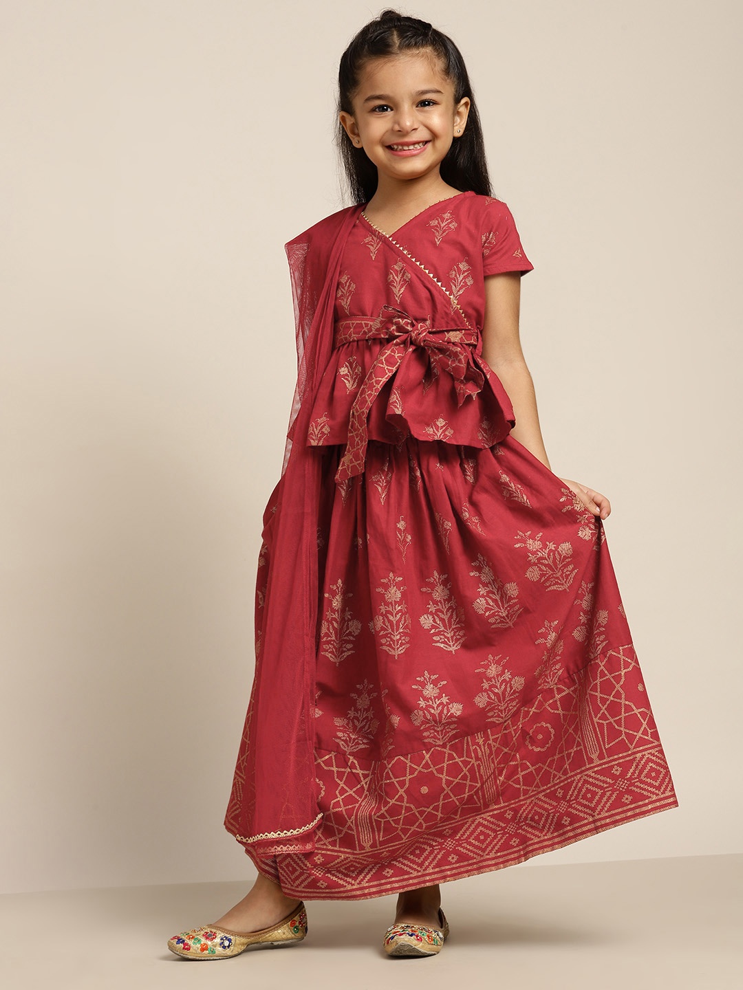 Sangria Girls Rust Brown Cotton Ethnic Print Ready to Wear Lehenga Choli with Dupatta
Sangria Girls Rust Brown Cotton Ethnic Print Ready to Wear Lehenga Choli with Dupatta
