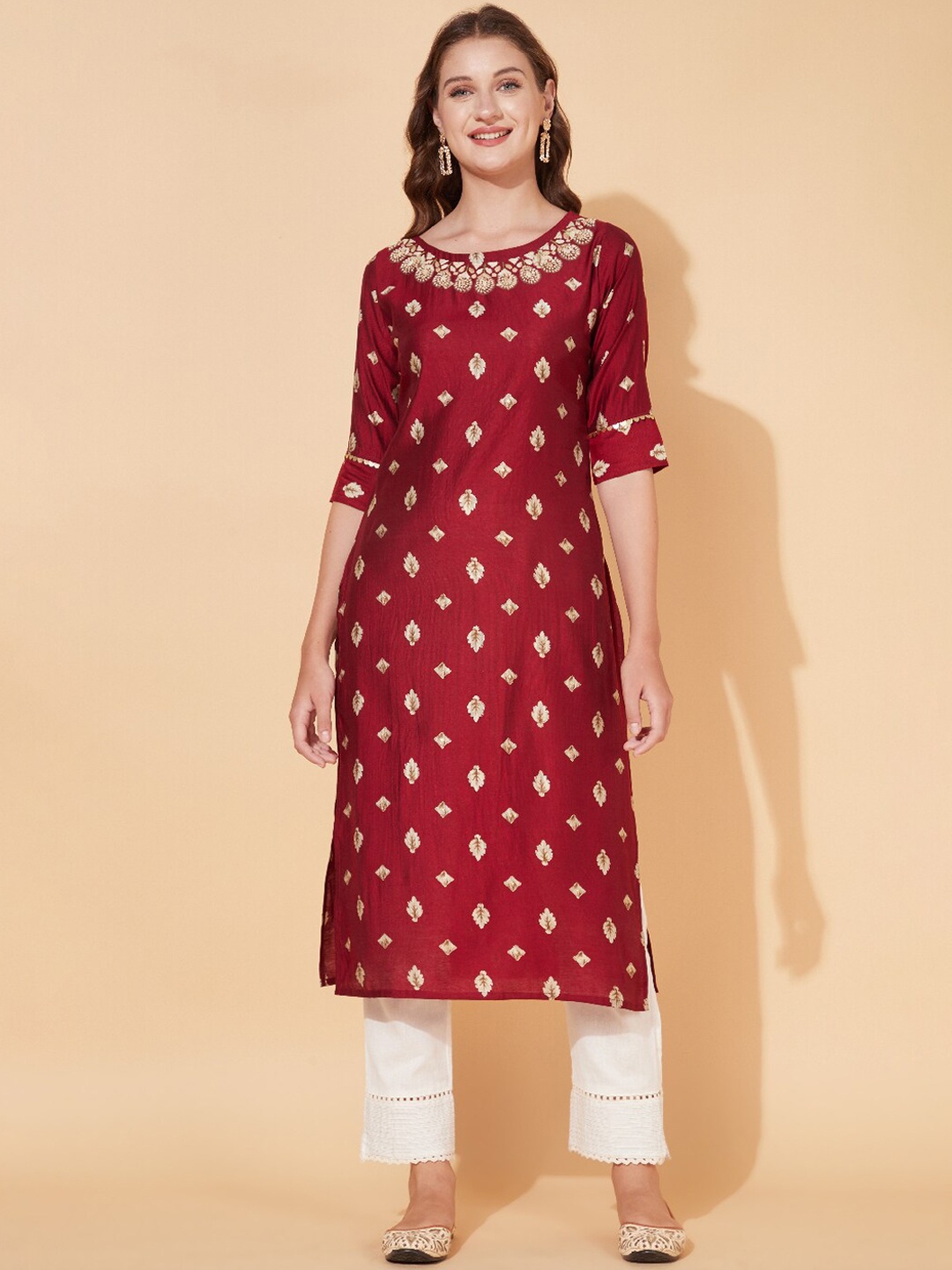 FASHOR Women Maroon Floral Printed Thread Work Kurta