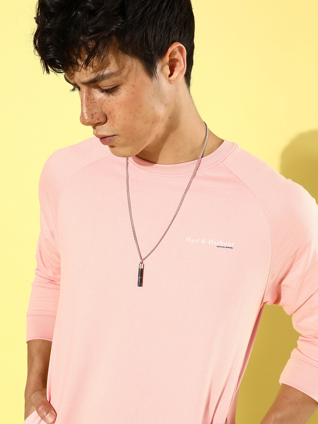 Mast & Harbour Men Pink Solid Knitted Sweatshirt with Minimal Brand Logo Print Detail
Mast & Harbour Men Pink Solid Knitted Sweatshirt with Minimal Brand Logo Print Detail