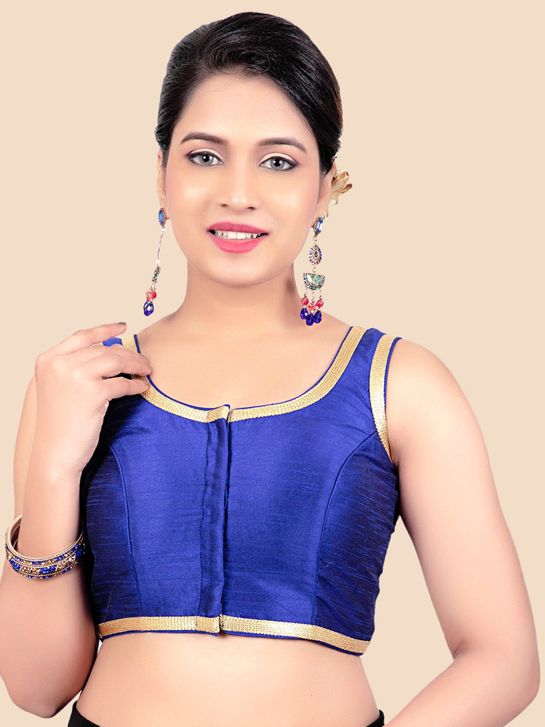 FEMMIBELLA Women Royal Blue Plain Silk Golden Lace Princess Cut Padded sleeveless Readymade Saree Blouse
FEMMIBELLA Women Royal Blue Plain Silk Golden Lace Princess Cut Padded sleeveless Readymade Saree Blouse