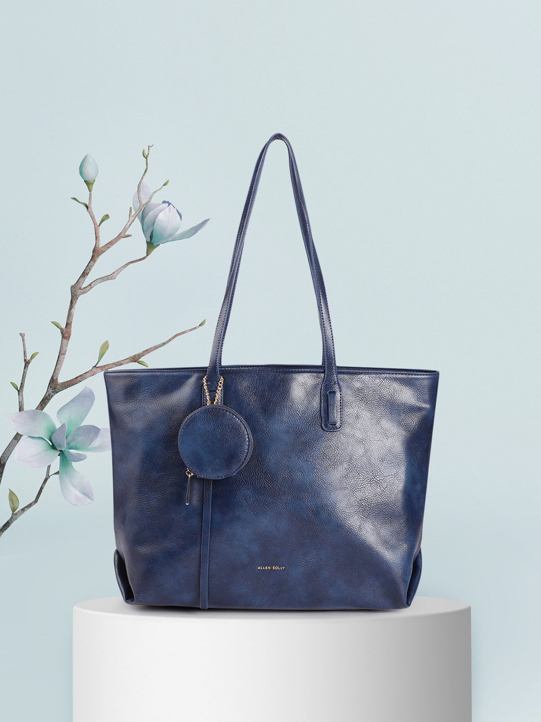 Allen Solly Navy Blue Textured PU Oversized Structured Laptop Shoulder Bag With A Pouch
Allen Solly Navy Blue Textured PU Oversized Structured Laptop Shoulder Bag With A Pouch