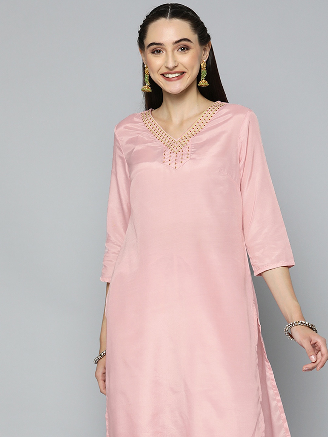 HERE&NOW Women Pink V-Neck Kurta with Trousers