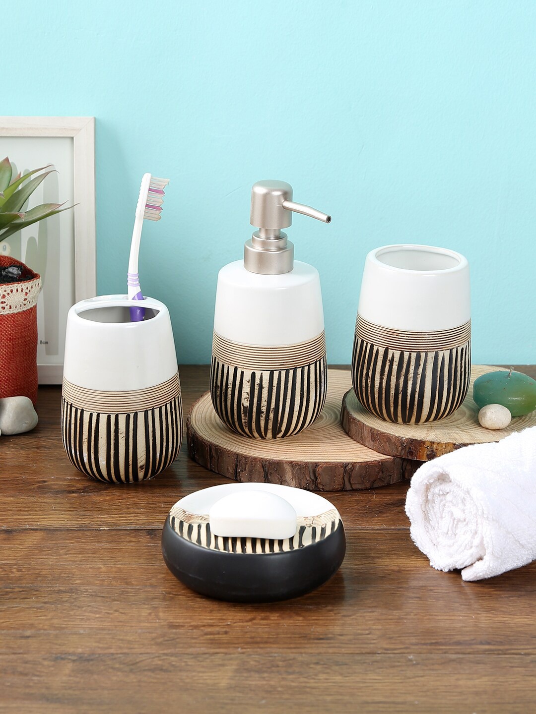 House Of Accessories Set Of 4 White & Brown Striped Ceramic Bathroom Accessories
House Of Accessories Set Of 4 White & Brown Striped Ceramic Bathroom Accessories
