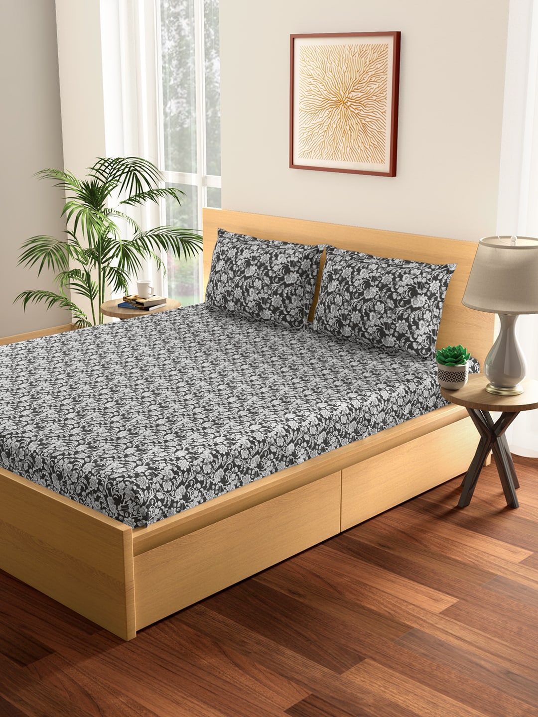 Living scapes by Pantaloons Charcoal Floral 128 TC King Bedsheet with 2 Pillow Covers
Living scapes by Pantaloons Charcoal Floral 128 TC King Bedsheet with 2 Pillow Covers