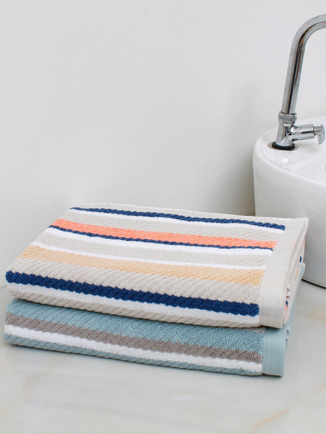 AVI Living Set Of 2 Coral & Green Striped 600 GSM Cotton Bath Towels