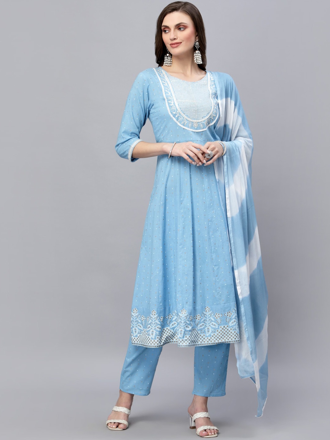 Stylum Women Blue Embroidered Panelled Thread Work Pure Cotton Kurta with Trousers & With Dupatta
Stylum Women Blue Embroidered Panelled Thread Work Pure Cotton Kurta with Trousers & With Dupatta