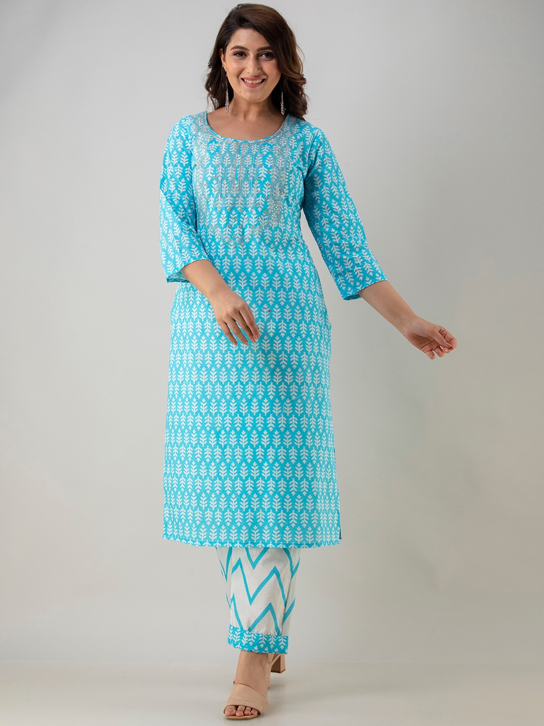 BARKHA FAB Women Blue Ethnic Motifs Printed Sequinned Pure Cotton Kurti with Trousers
BARKHA FAB Women Blue Ethnic Motifs Printed Sequinned Pure Cotton Kurti with Trousers