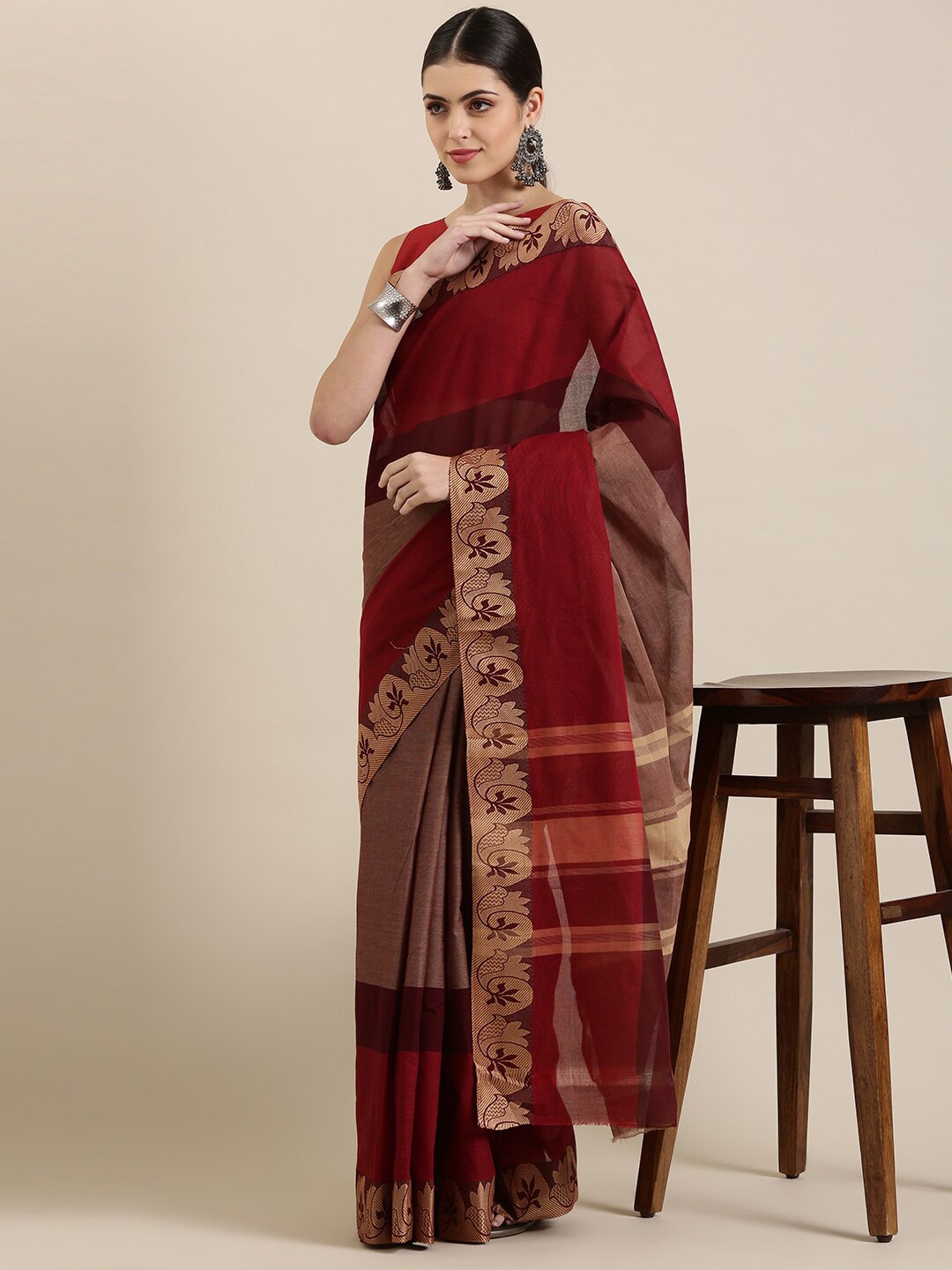 The Chennai Silks Maroon & Gold-Toned Colourblocked Zari Pure Cotton Chettinad Saree
The Chennai Silks Maroon & Gold-Toned Colourblocked Zari Pure Cotton Chettinad Saree