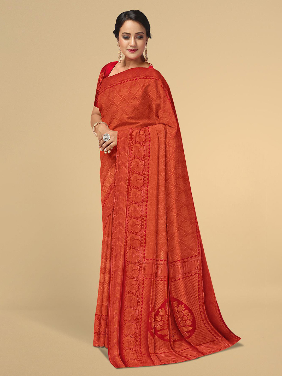 Kalamandir Red Ethnic Motifs Zari Silk Blend Saree 
Kalamandir Red Ethnic Motifs Zari Silk Blend Saree