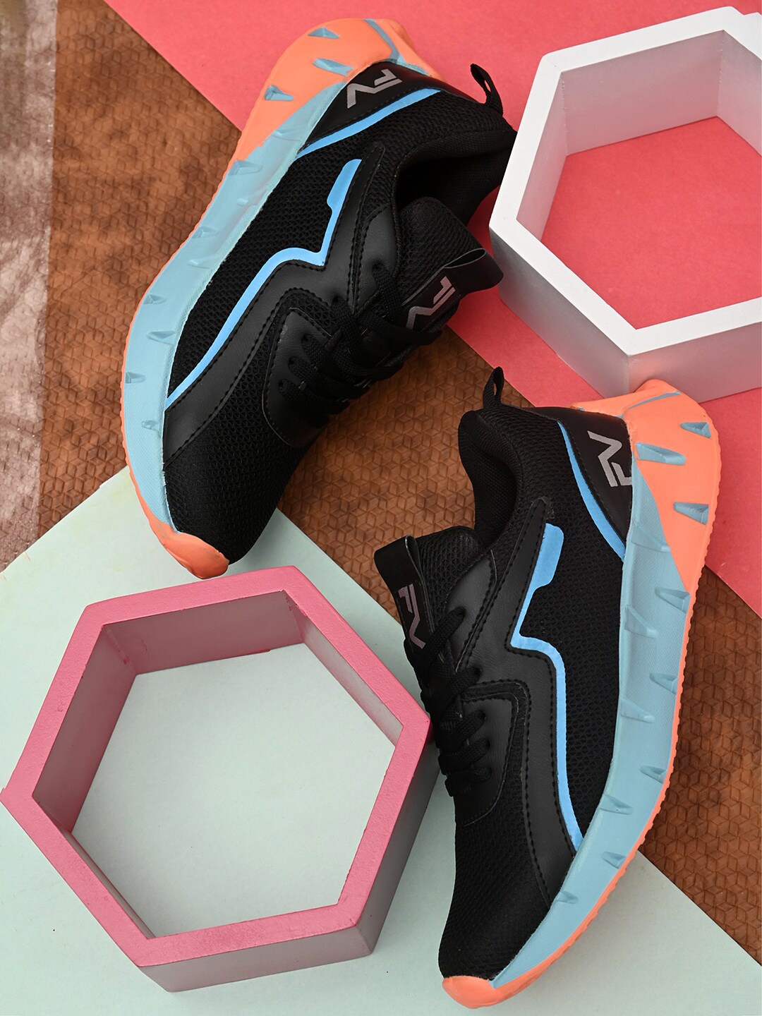 Fashion Victim Men Black Colourblocked Sneakers