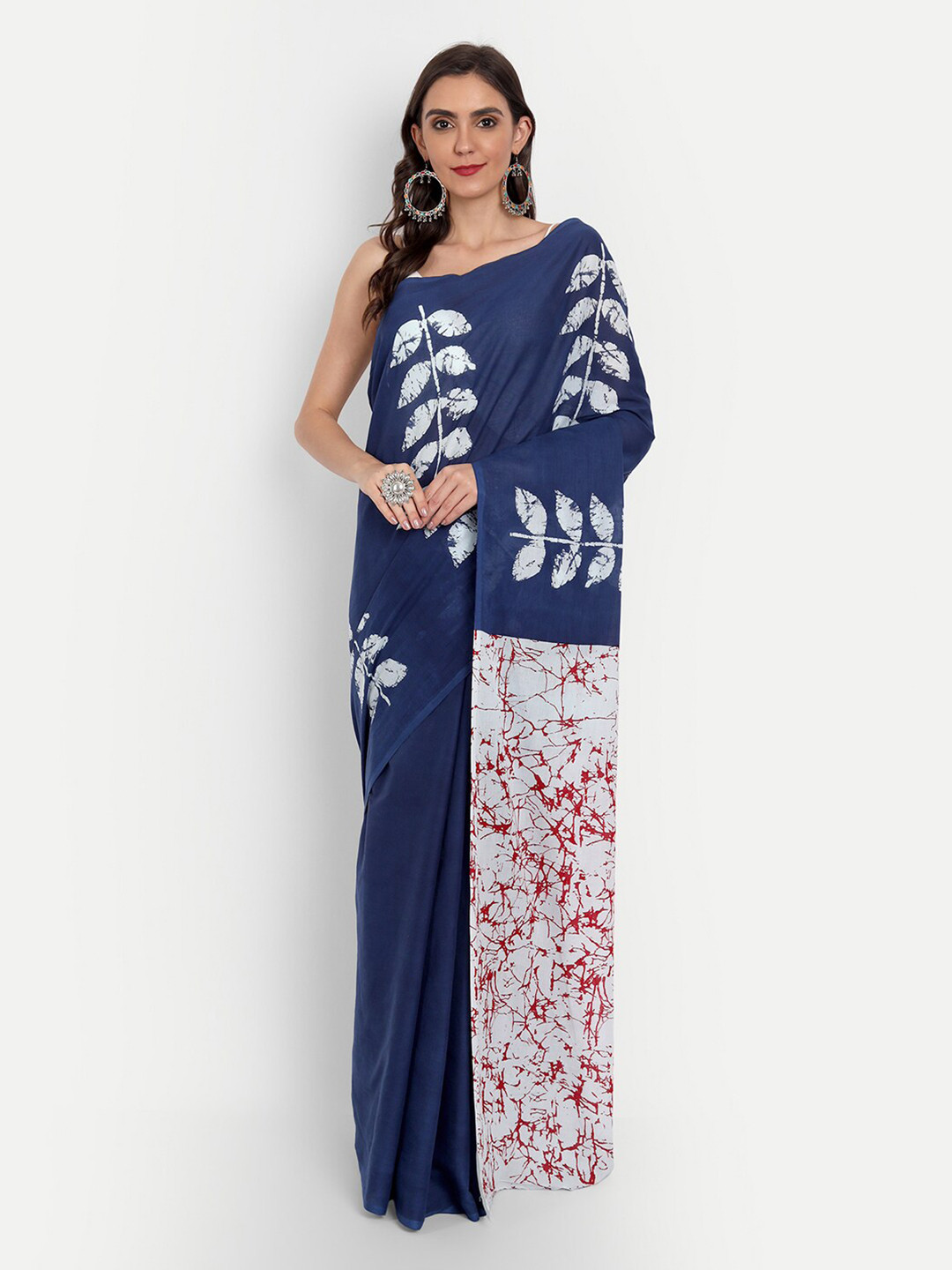 BUTA BUTI Women Blue & Red Floral Pure Cotton Saree 
BUTA BUTI Women Blue & Red Floral Pure Cotton Saree