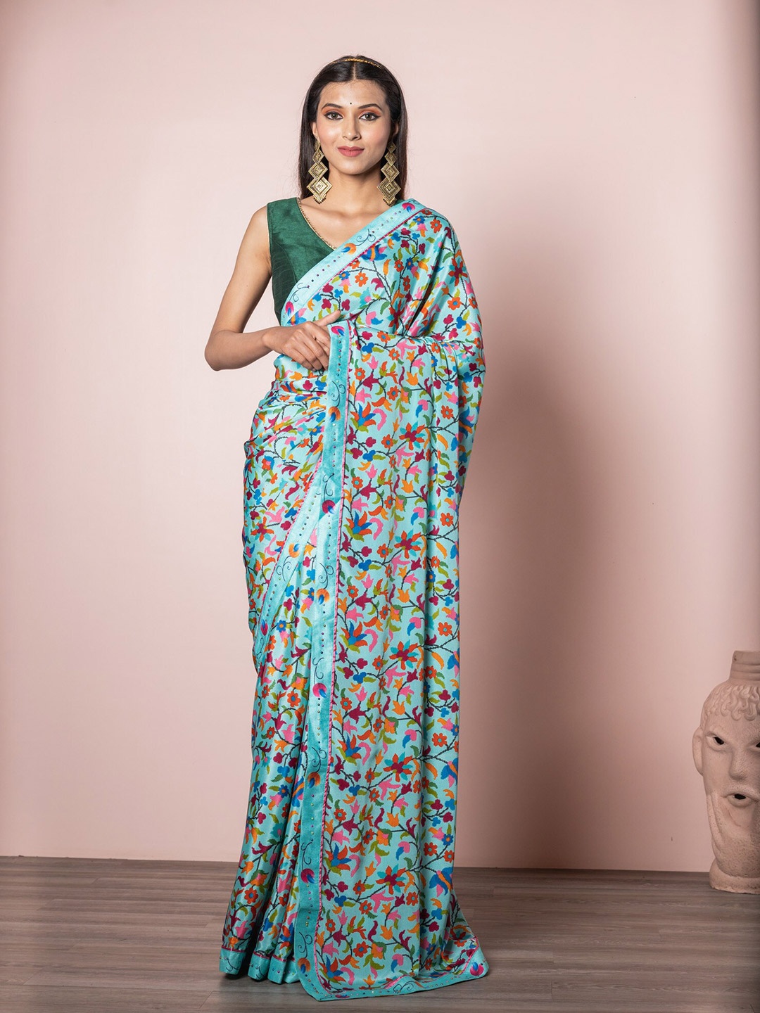 Exclusiva Women Blue & Green Floral Saree