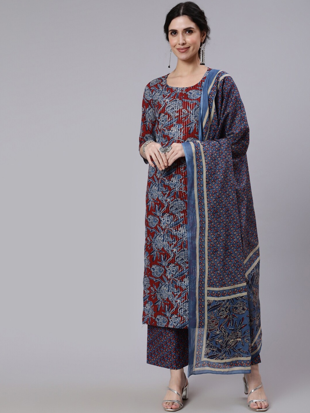 Nayo Women Maroon Floral Printed Pleated Pure Cotton Kurta with Palazzos & With Dupatta
Nayo Women Maroon Floral Printed Pleated Pure Cotton Kurta with Palazzos & With Dupatta