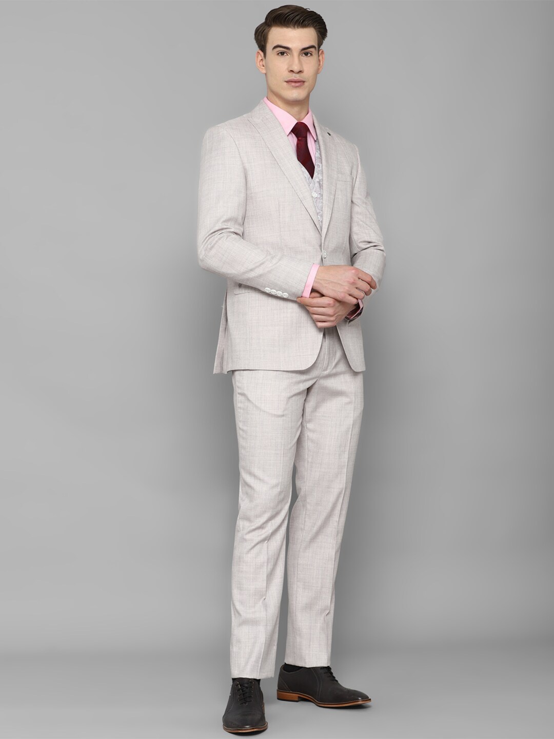 Louis Philippe Men Grey Self Design Slim-Fit Single-Breasted Three-Piece Formal Suit
Louis Philippe Men Grey Self Design Slim-Fit Single-Breasted Three-Piece Formal Suit