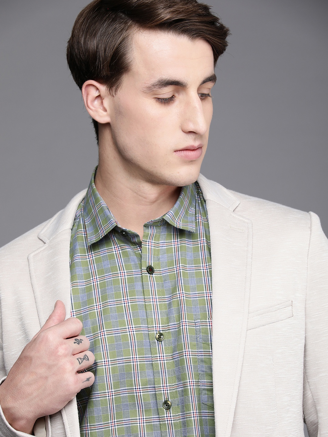 Louis Philippe Sport Men Olive Green Tattersall Checked Pure Cotton Slim Fit Casual Shirt
Louis Philippe Sport Men Olive Green Tattersall Checked Pure Cotton Slim Fit Casual Shirt