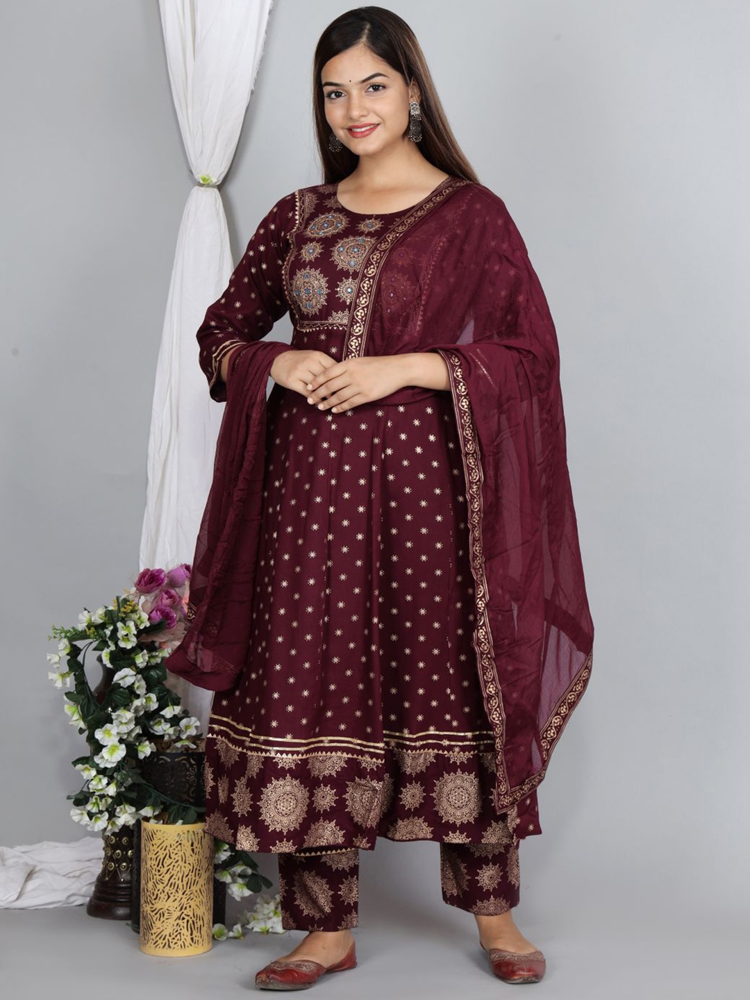 Ziva Fashion Women Brown Ethnic Motifs Embroidered Layered Kurti with Trousers & With Dupatta
Ziva Fashion Women Brown Ethnic Motifs Embroidered Layered Kurti with Trousers & With Dupatta