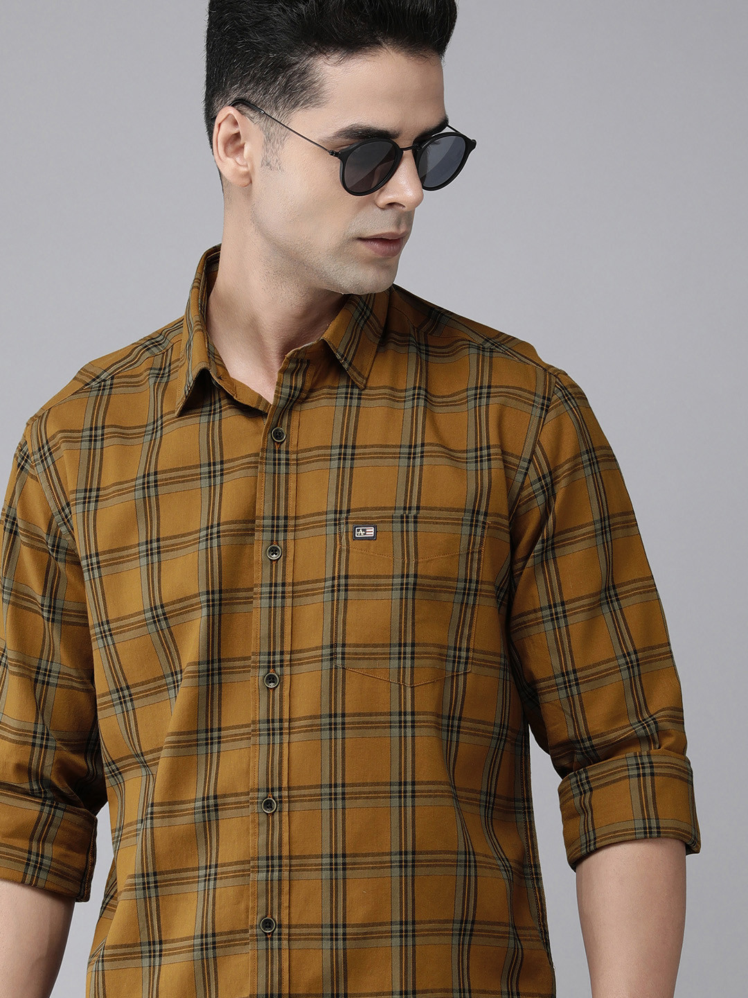 Arrow Sport Men Brown & Grey Manhattan Slim Fit Tartan Checked Pure Cotton Casual Shirt
Arrow Sport Men Brown & Grey Manhattan Slim Fit Tartan Checked Pure Cotton Casual Shirt