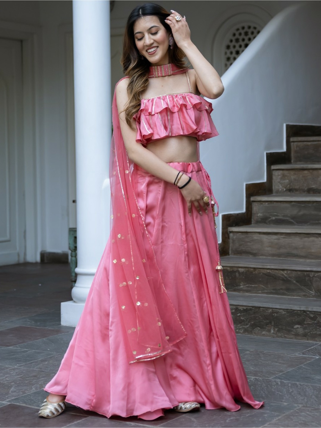 Lavanya The Label women Pink & Gold-Toned Ready to Wear Lehenga & Blouse With Dupatta
Lavanya The Label women Pink & Gold-Toned Ready to Wear Lehenga & Blouse With Dupatta