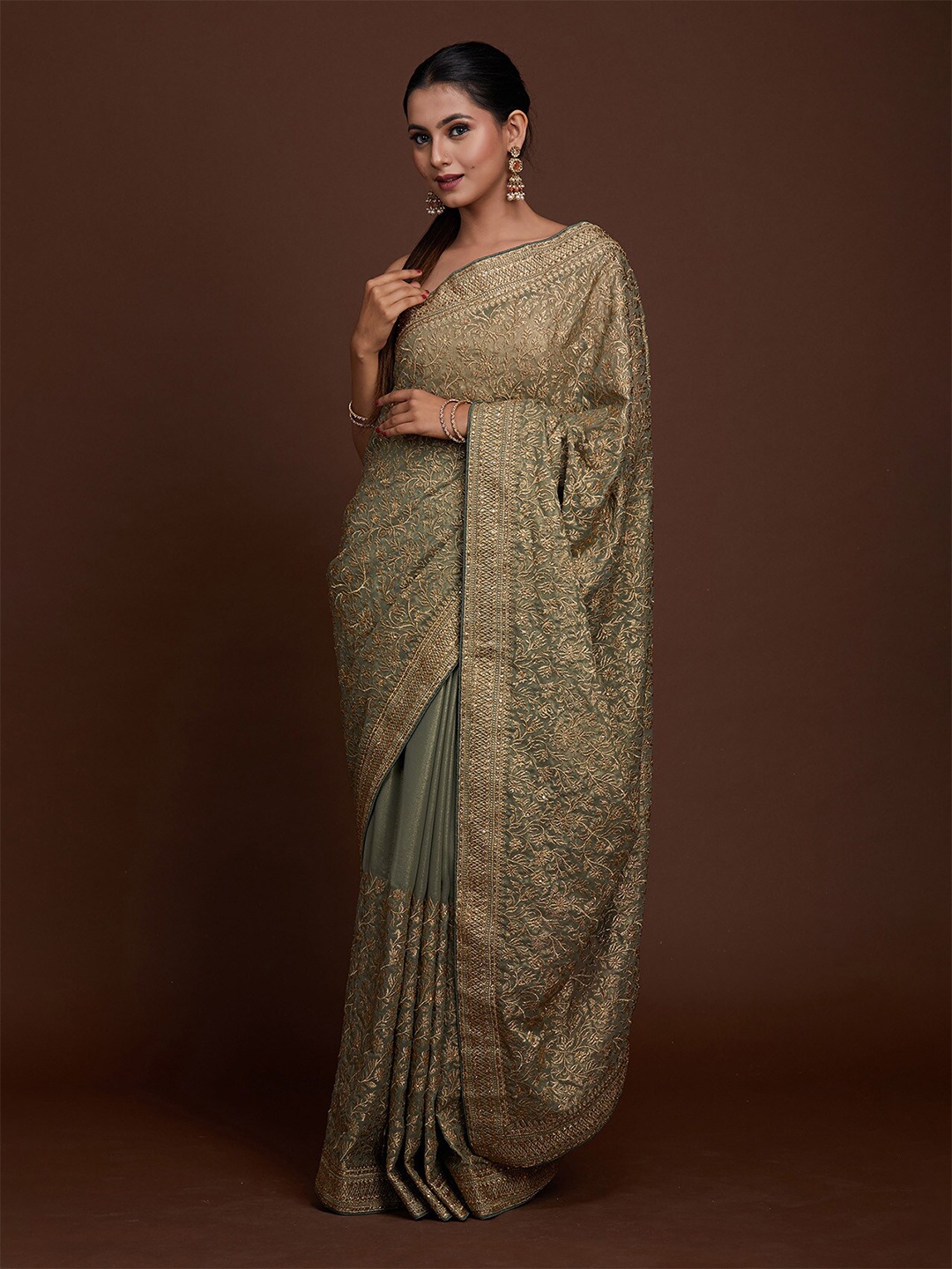 Koskii Green & Gold-Toned Floral Zari Saree